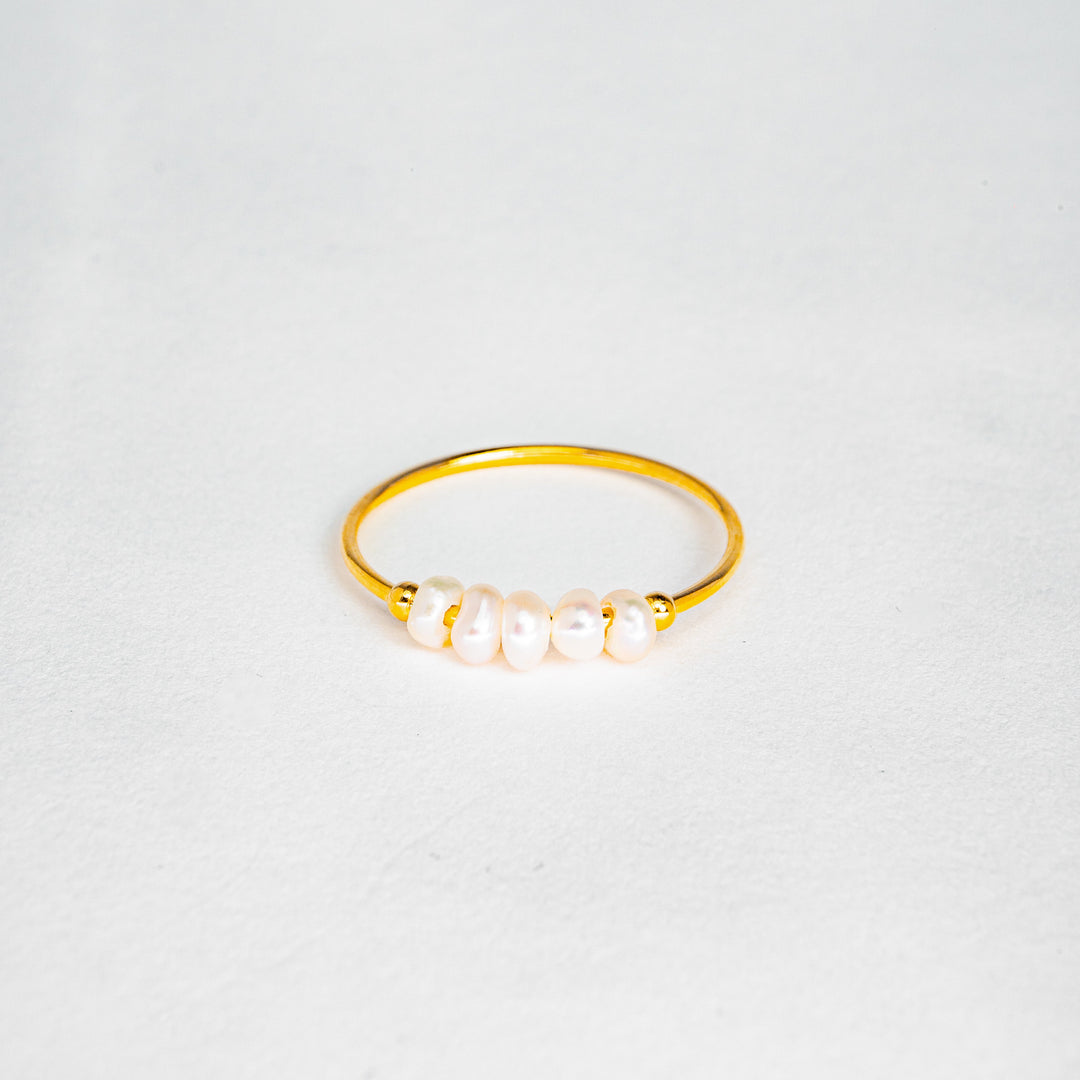 Petite Ring