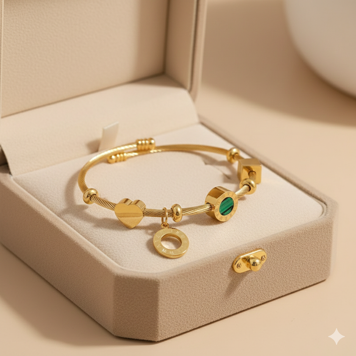 Mely- Golden Heart Bracelet