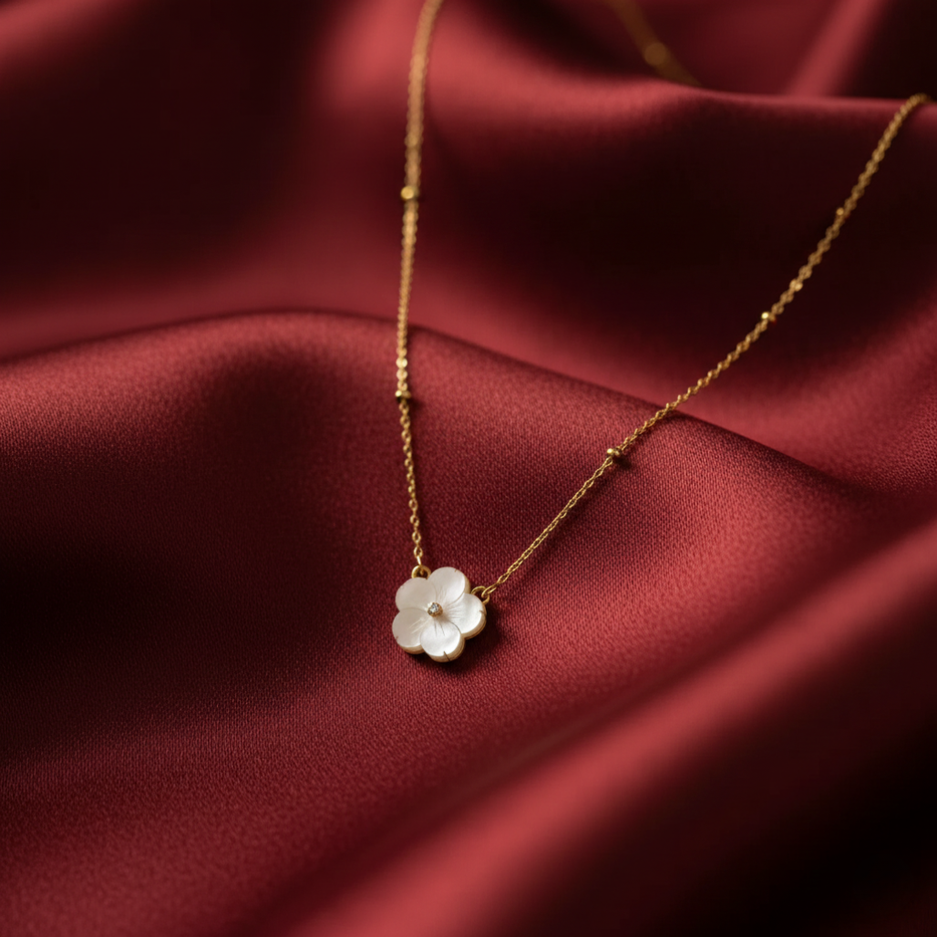 Greatness Blossom Flower Necklace