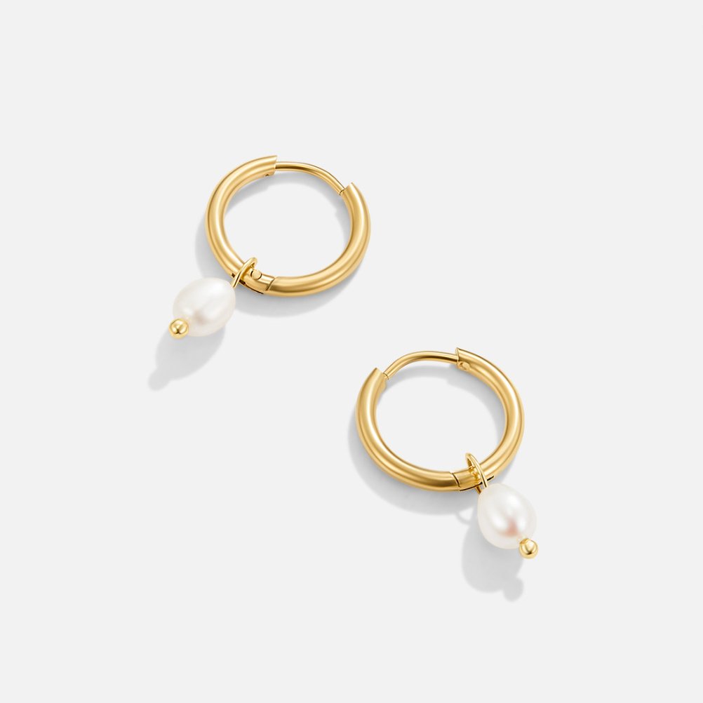 Bella Freshwater Earrings