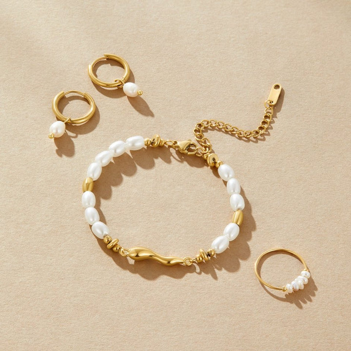 Lov Freshwater Bracelet