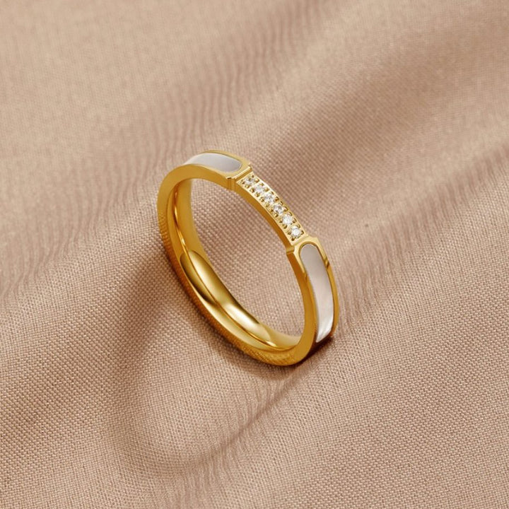 Unity -Crystal Ring